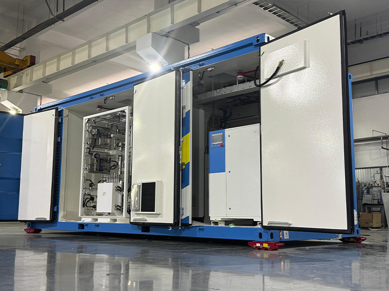 Im Juni 2025 entwickelte und lieferte Huade Hydrogen Energy erfolgreich ein kommerzielles Wasserstoff-Energiespeichersystem vom Typ HyESS-C an einen zukunftsorientierten französischen Kunden. Das System wird in einem Hafenprojekt zur Spitzenlastabdeckung und Wärmeversorgung eingesetzt.
